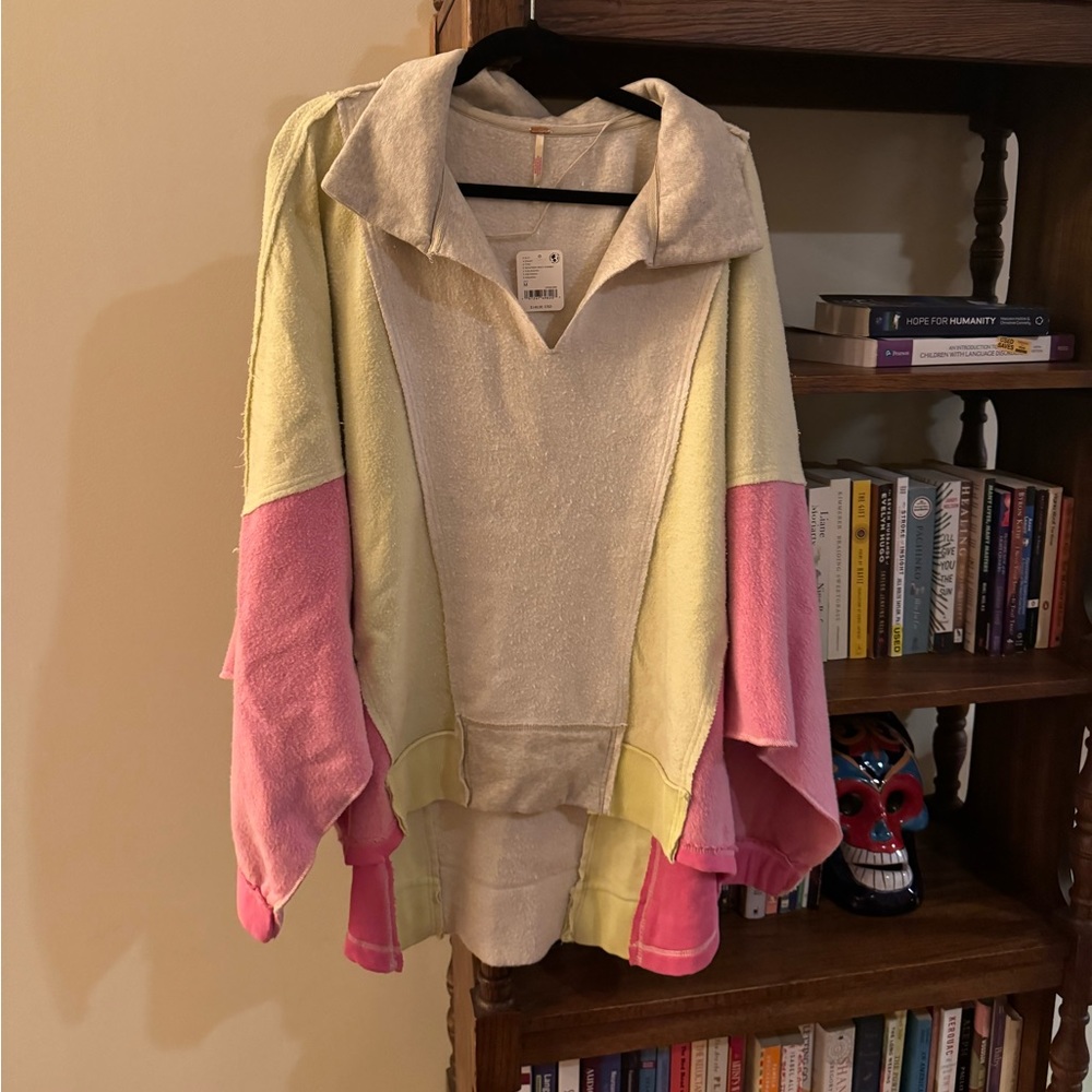 NWT Free People sidewalk sweatshirt, size medium